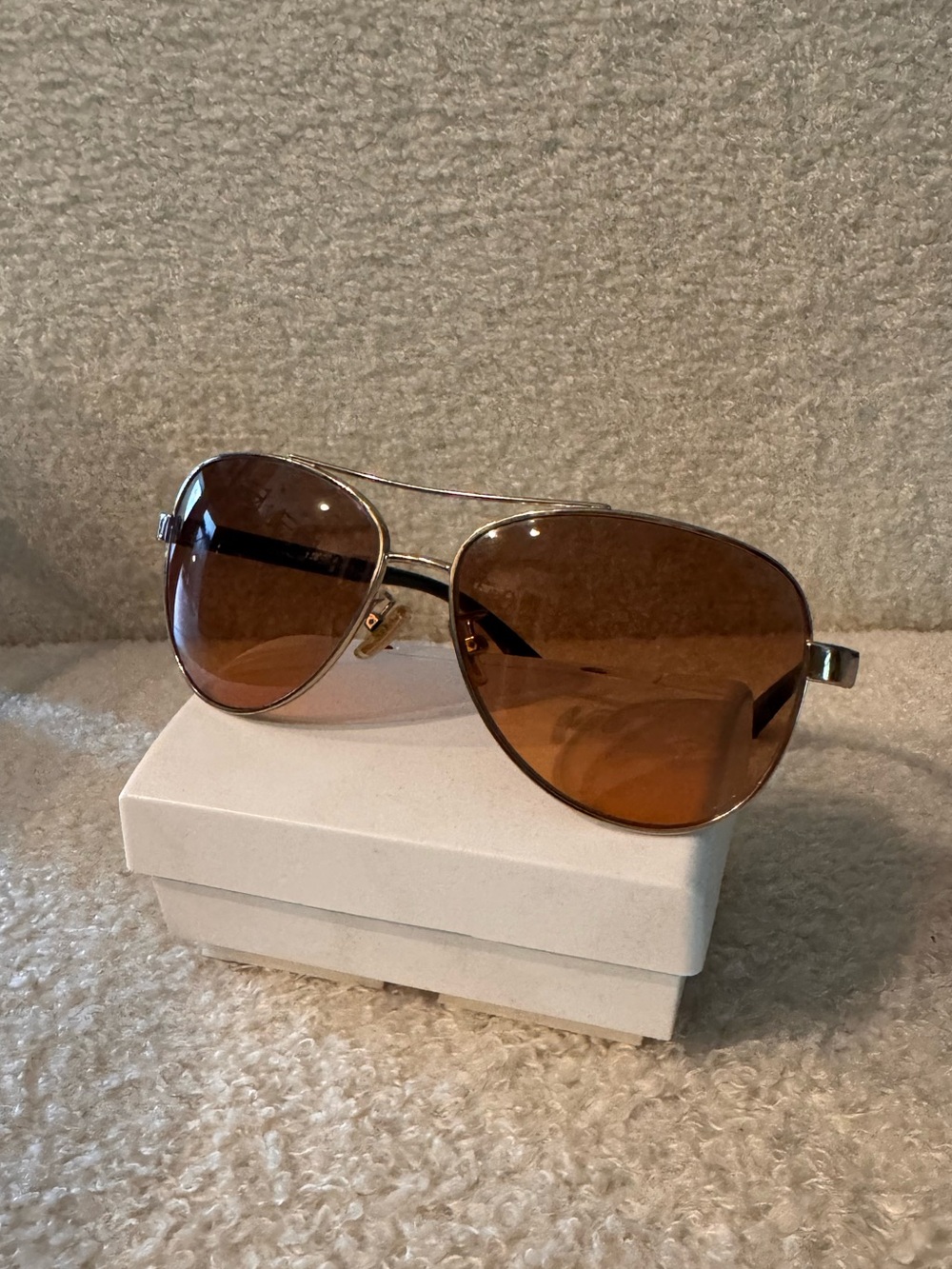 Coach Aviator HC7077 L1015 Sunglasses